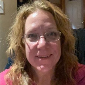 Meet your Posher, Leanne